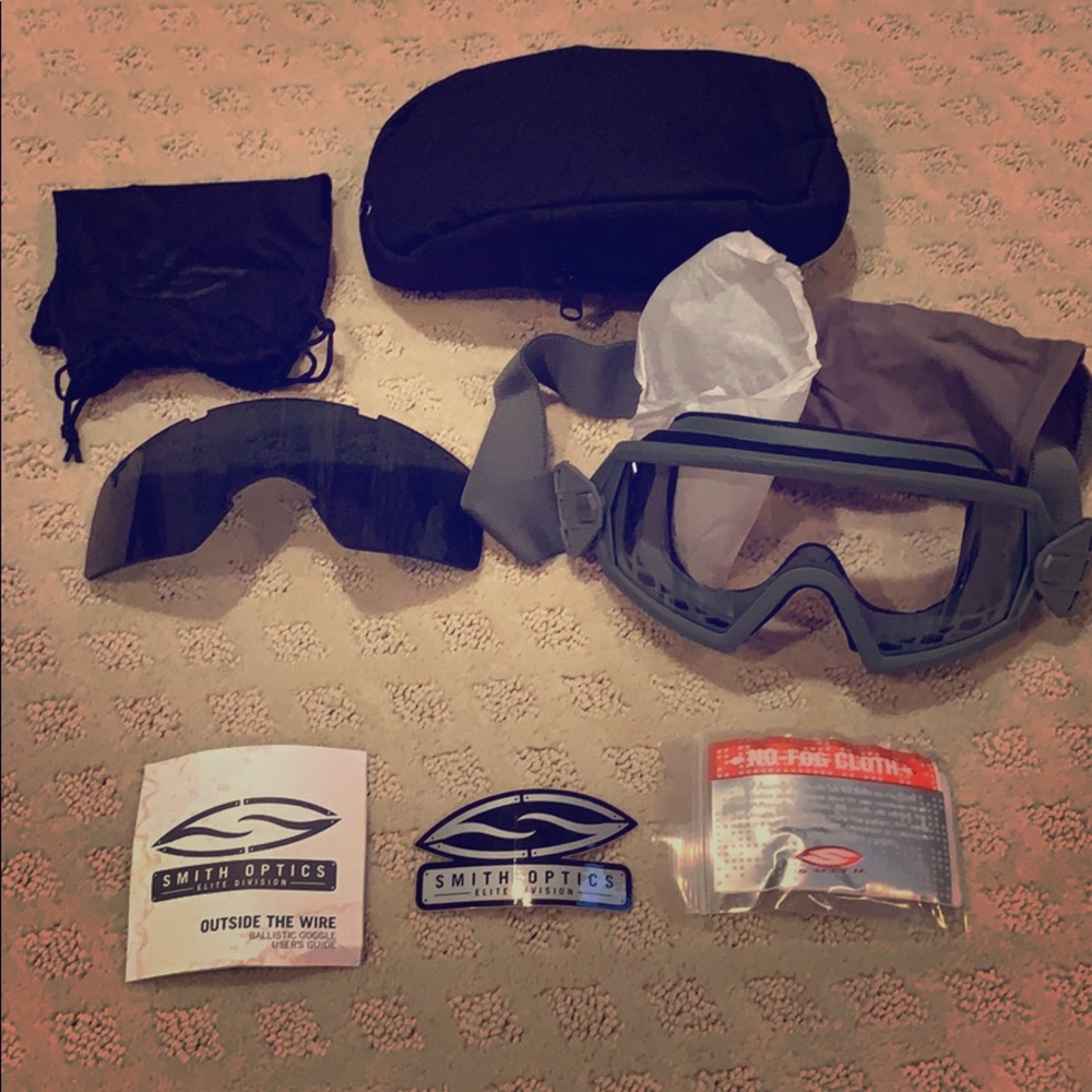 Military grade ballistic goggle system (unisex)